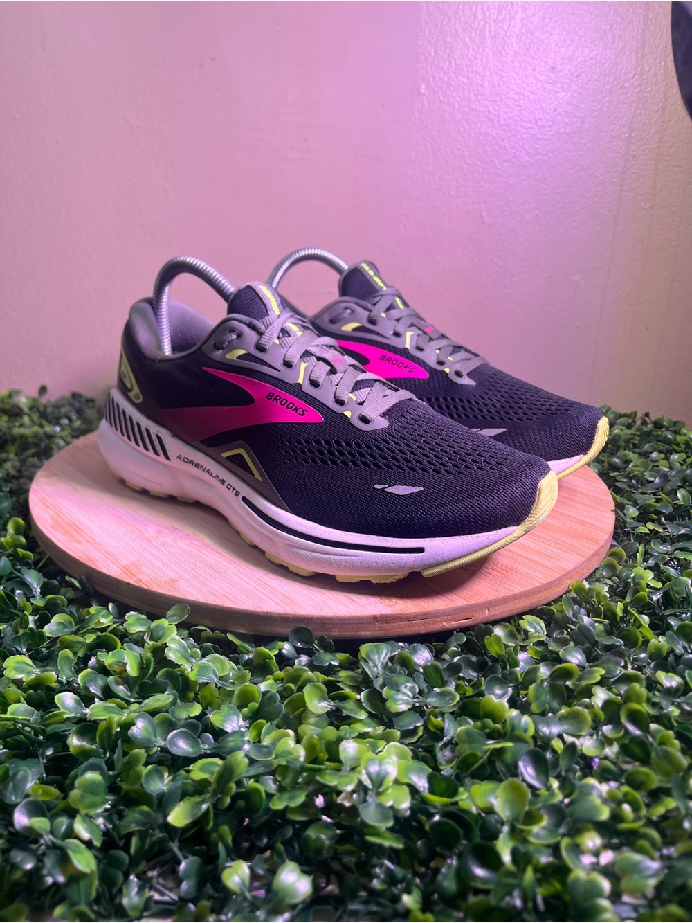 🔥  BROOKS ADRENALINE GTS BLACK PINK ATHLETIC RUNNING SHOES WMNS SZ 8.5 MED. B